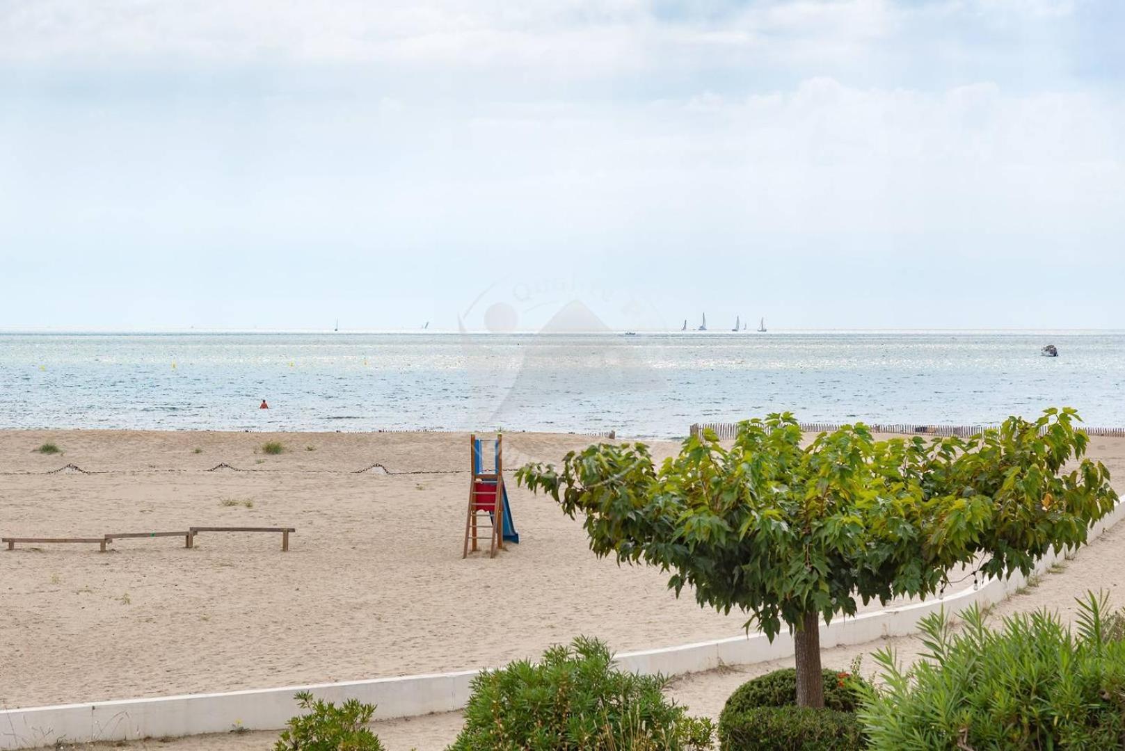 As17378 - P4 Dans Une Residence Sur La Plage Avec Vue Mer Et Piscine Le Grau-du-Roi Exteriér fotografie
